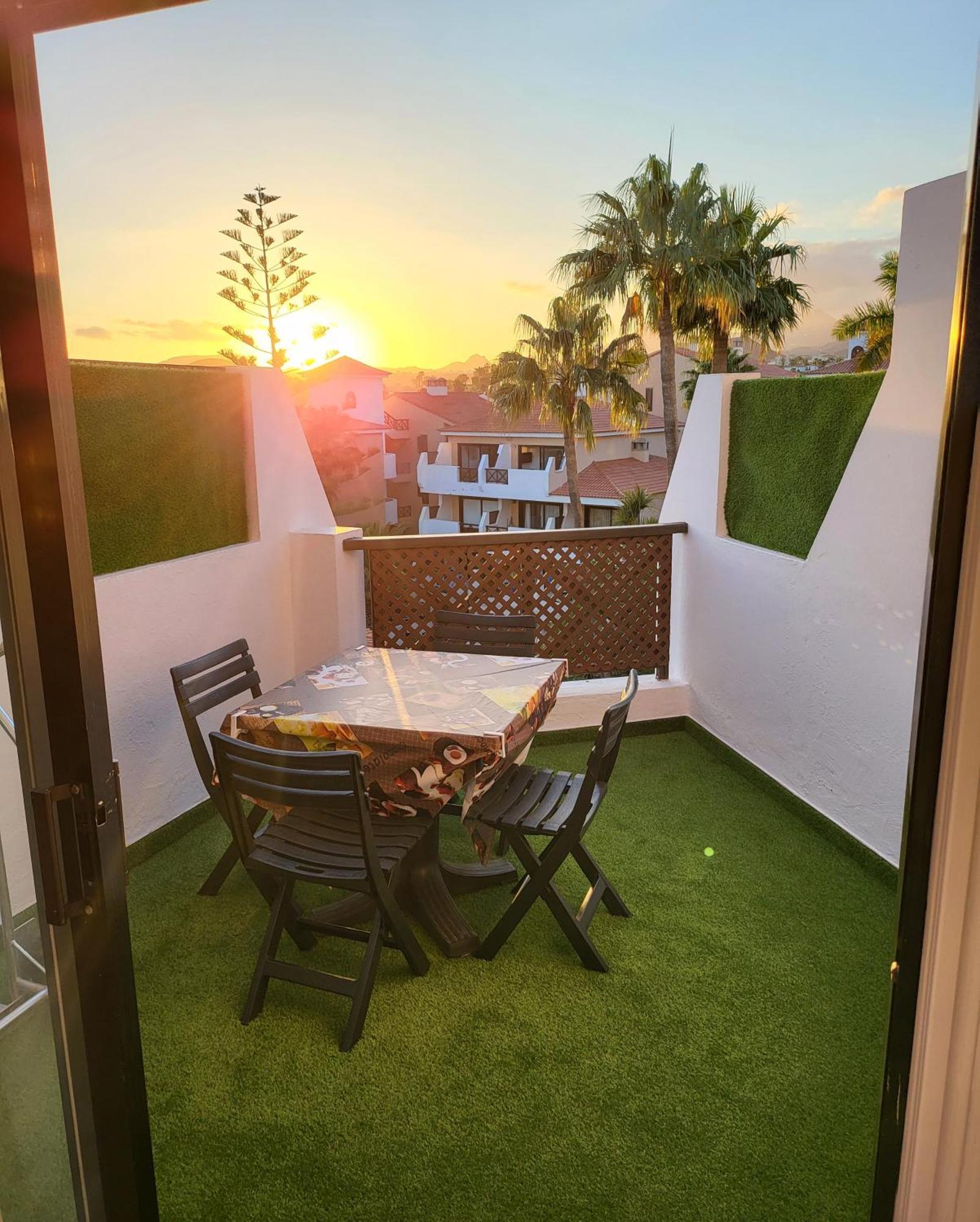 Moderno Y Luminoso Atico Con Vistas Y Piscina Apartamento San Miguel de Abona Exterior foto