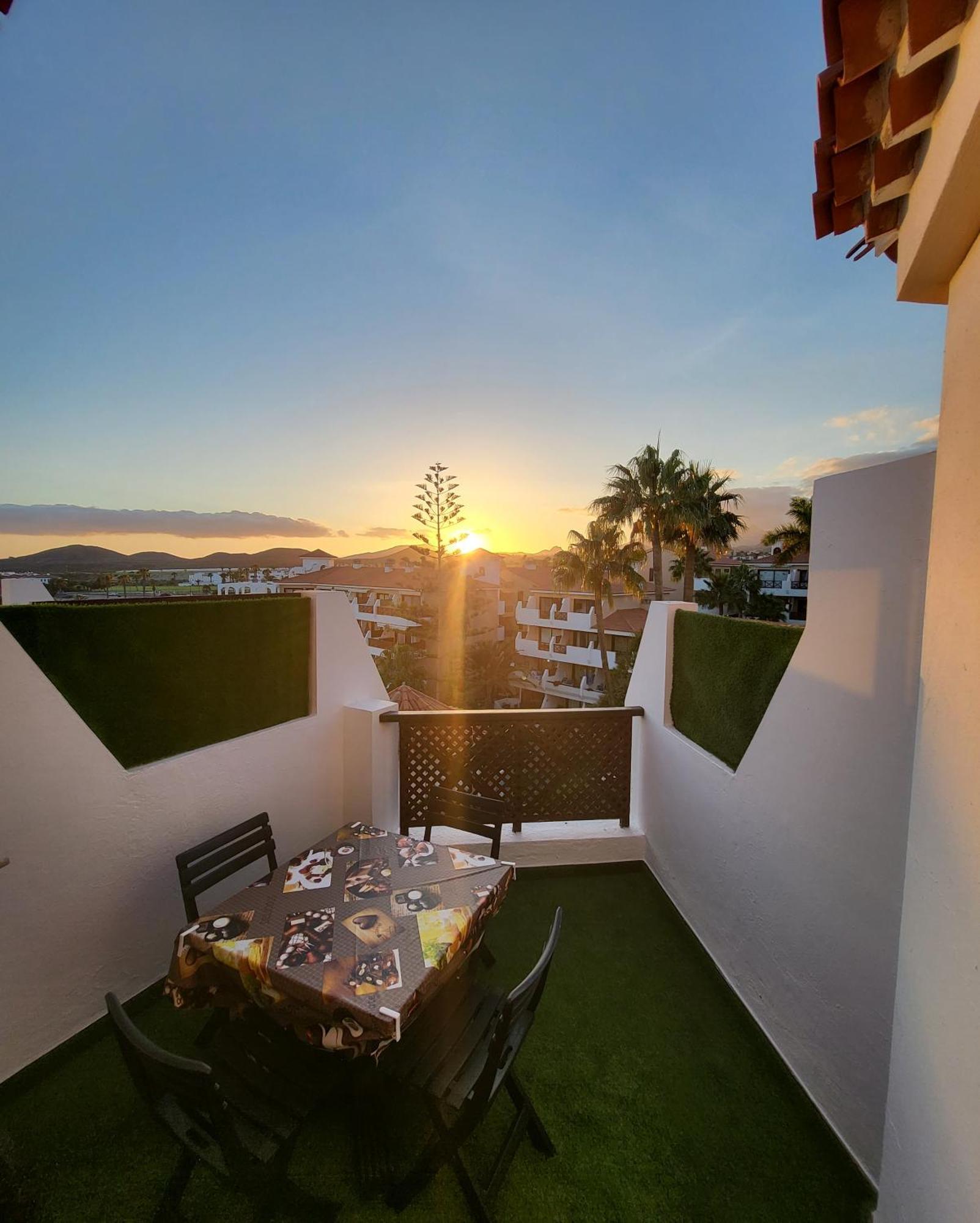 Moderno Y Luminoso Atico Con Vistas Y Piscina Apartamento San Miguel de Abona Exterior foto