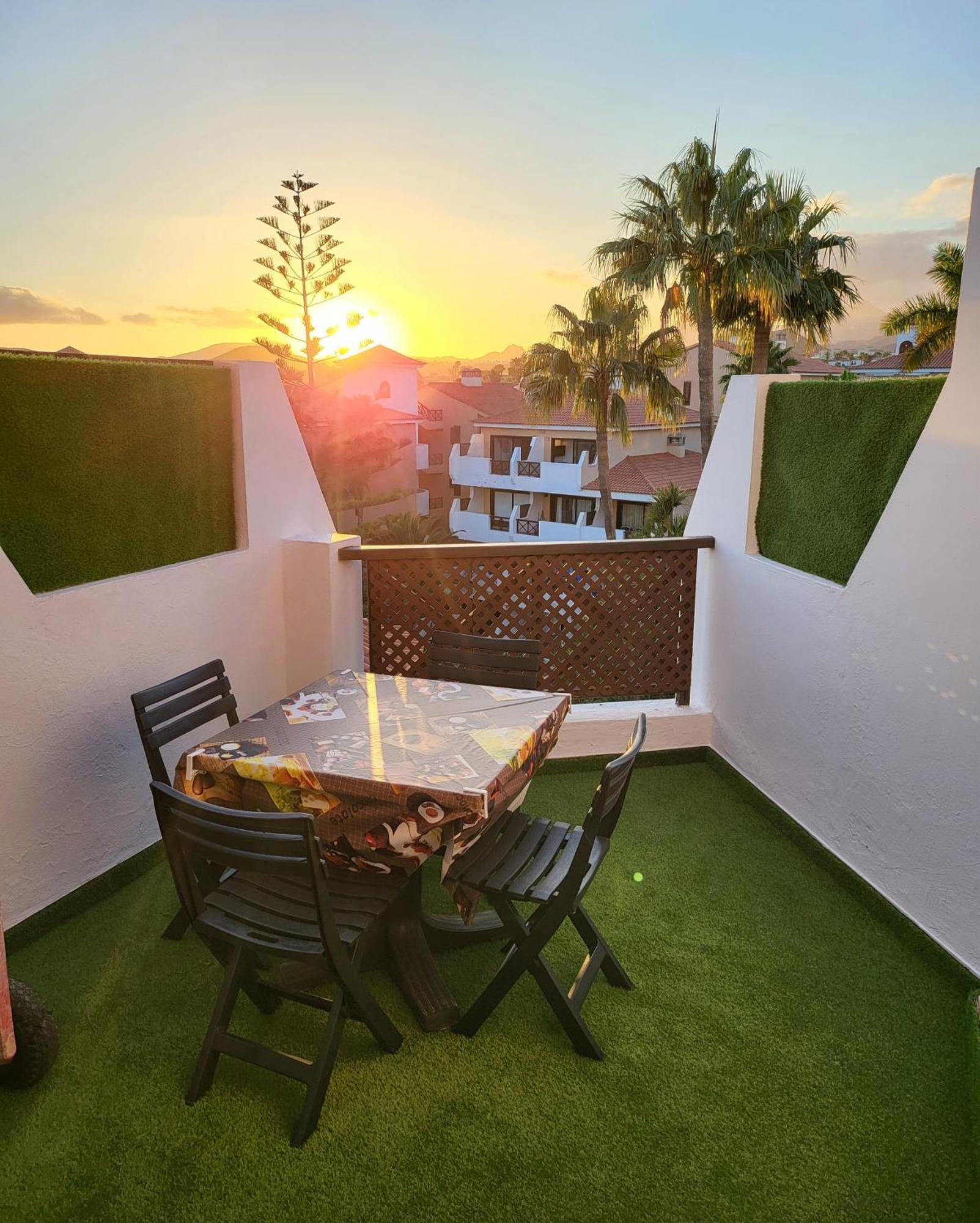 Moderno Y Luminoso Atico Con Vistas Y Piscina Apartamento San Miguel de Abona Exterior foto