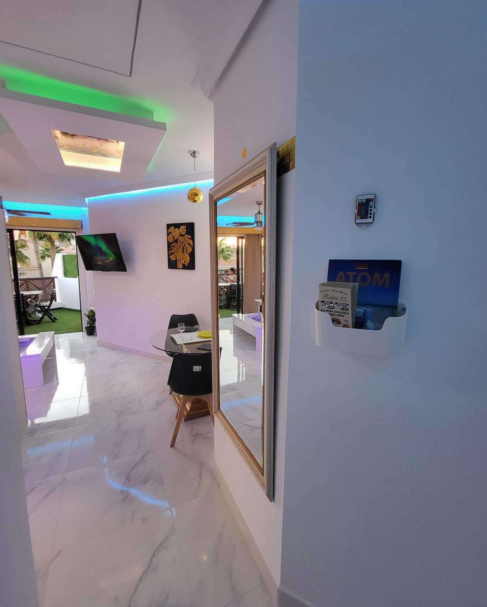 Moderno Y Luminoso Atico Con Vistas Y Piscina Apartamento San Miguel de Abona Exterior foto